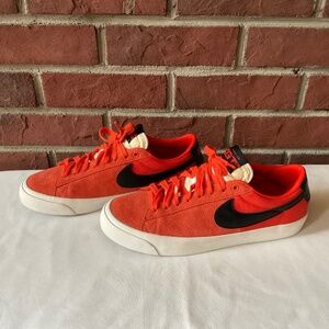 Nike Zoom Blazer Pro GT SB Low Team Orange And Black Men’s Sneakers Size 9.5 NEW